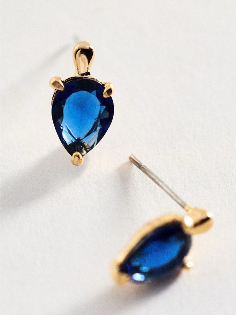 NWT Anthropologie Teardrop Crystal Stud Earrings Sapphire